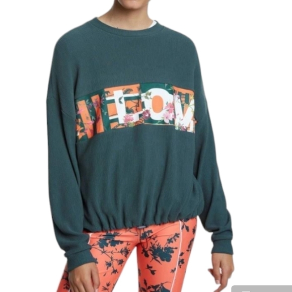 ❤️Desigual green relaxed fit cropped sweatshirt with graphic panel - Picture 1 of 12